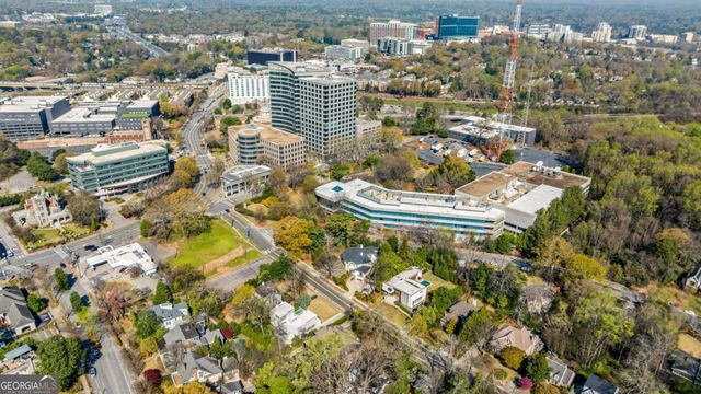 35 Robin Hood Road NE, Atlanta, GA 30309