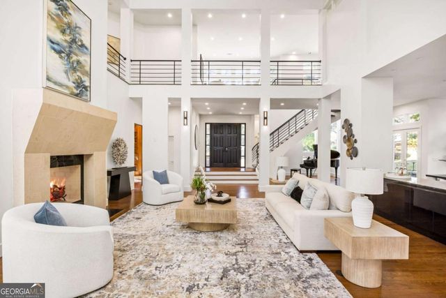 35 Robin Hood Road NE, Atlanta, GA 30309