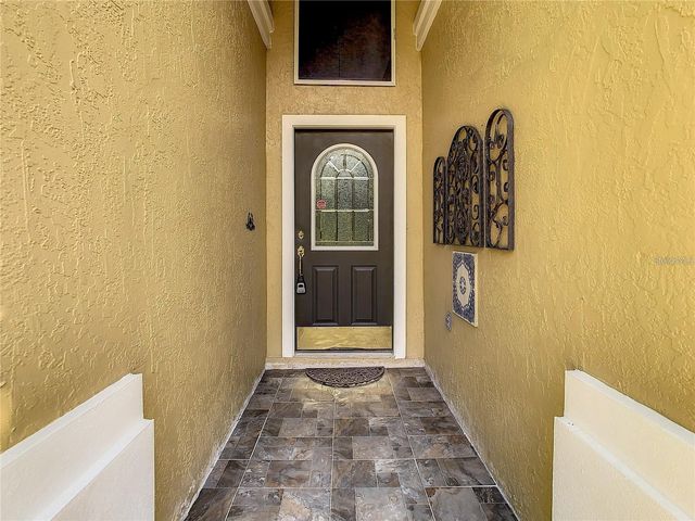 6708 YARDLEY WAY, Tampa, FL 33647