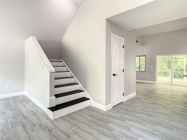 6708 YARDLEY WAY, Tampa, FL 33647