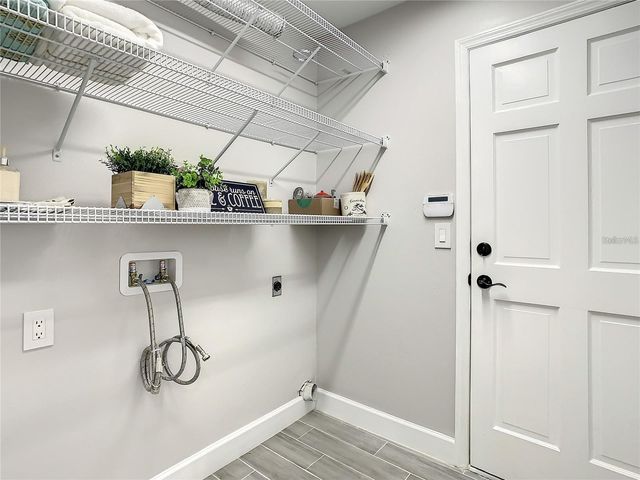 6708 YARDLEY WAY, Tampa, FL 33647