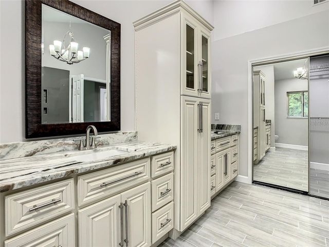 6708 YARDLEY WAY, Tampa, FL 33647