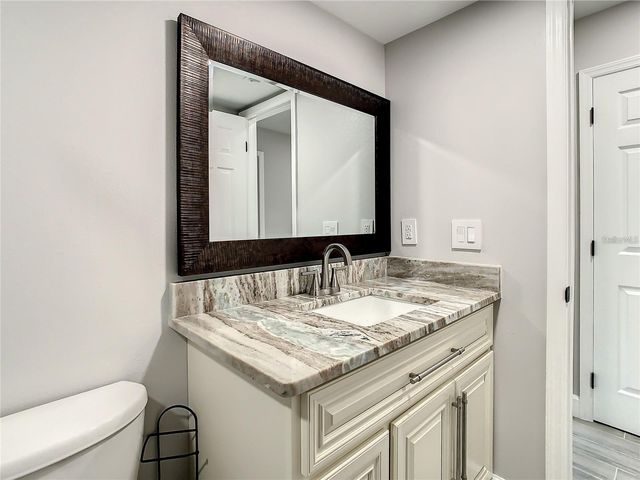 6708 YARDLEY WAY, Tampa, FL 33647