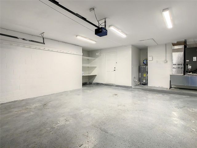 6708 YARDLEY WAY, Tampa, FL 33647