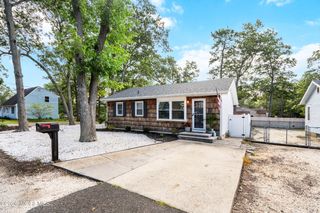 329 Briggs Avenue, Forked River, NJ 08731