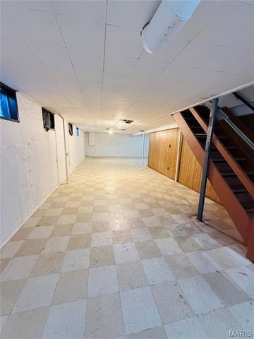 11 Atwater Drive, St Peters, MO 63376