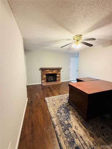 11 Atwater Drive, St Peters, MO 63376