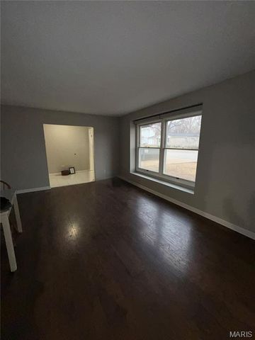 11 Atwater Drive, St Peters, MO 63376