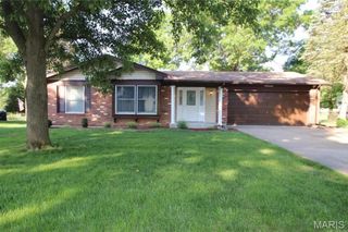 11 Atwater Drive, St Peters, MO 63376