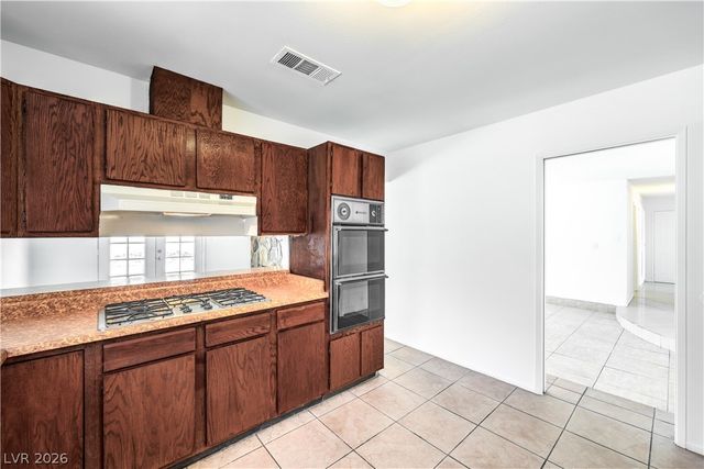 4462 Newton Drive, Las Vegas, NV 89121