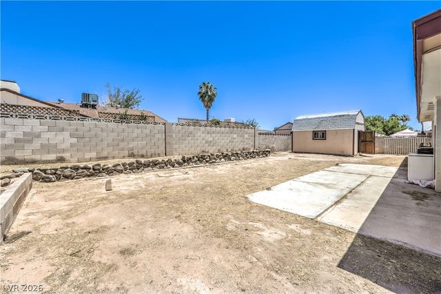 4462 Newton Drive, Las Vegas, NV 89121