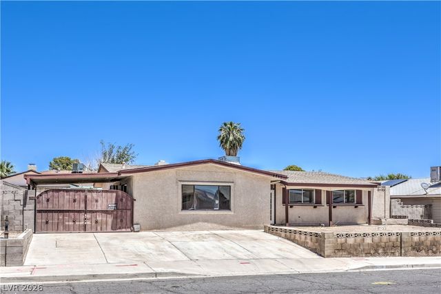 4462 Newton Drive, Las Vegas, NV 89121