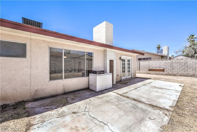 4462 Newton Drive, Las Vegas, NV 89121