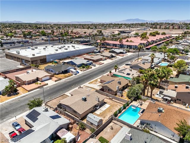4462 Newton Drive, Las Vegas, NV 89121