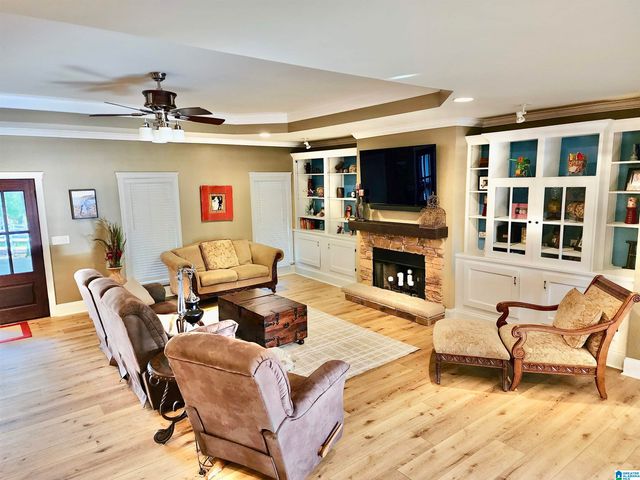 5130 COUNTY ROAD 20, Calera, AL 35040