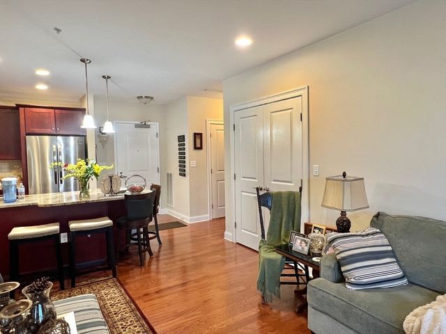 245 Cambridge 107, Burlington, MA 01803