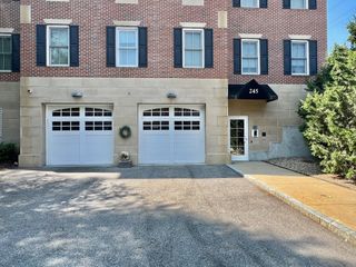 245 Cambridge 107, Burlington, MA 01803