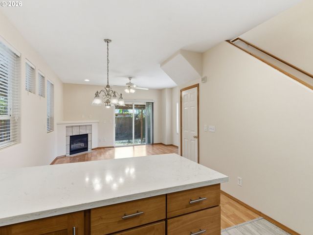 9606 N CLARENDON Ave, Portland, OR 97203