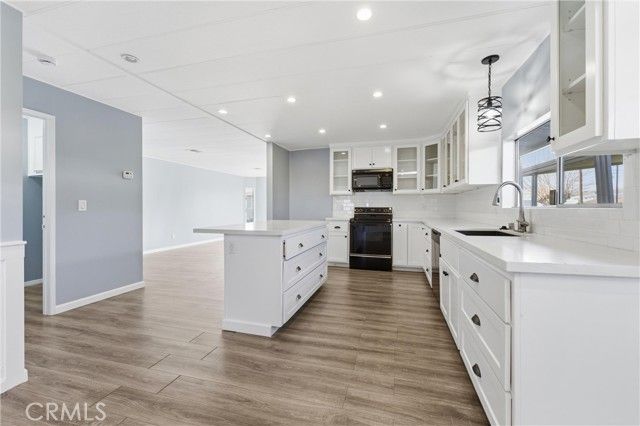 3157 E Avenue I F11, Lancaster, CA 93535