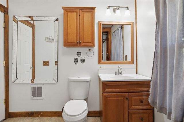 20 S Maple Street, Westfield, MA 01085