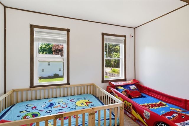 20 S Maple Street, Westfield, MA 01085