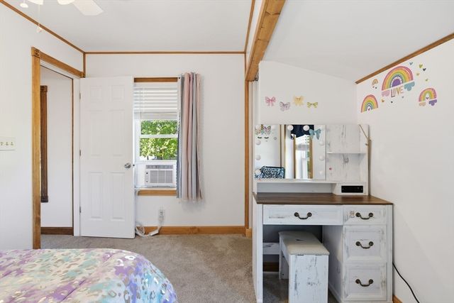 20 S Maple Street, Westfield, MA 01085
