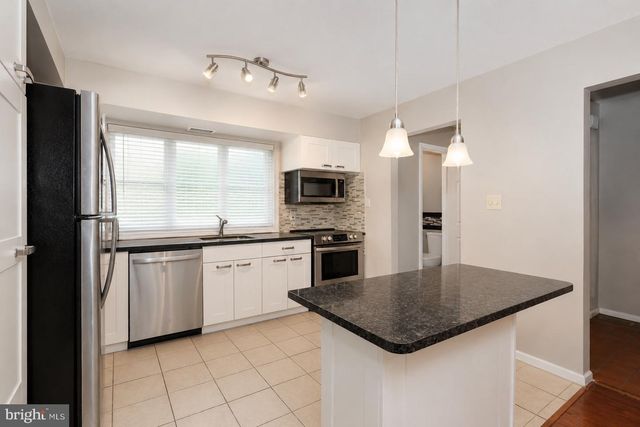 124 HAMLET DR, King Of Prussia, PA 19406