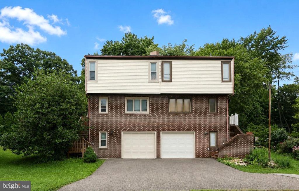 124 HAMLET DR, King Of Prussia, PA 19406