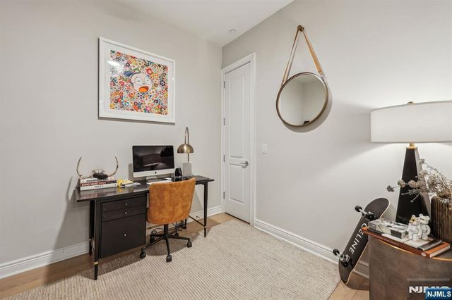 3 Somerset Lane 316, Edgewater, NJ 07020