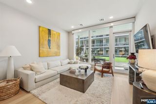 3 Somerset Lane 316, Edgewater, NJ 07020