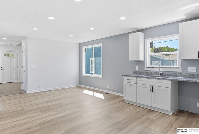 1904 Avenue B, Council Bluffs, IA 51501