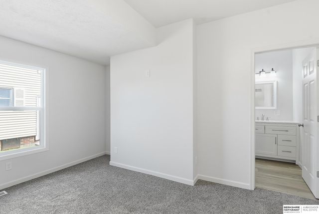1904 Avenue B, Council Bluffs, IA 51501