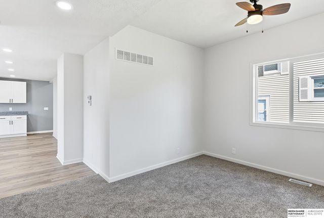 1904 Avenue B, Council Bluffs, IA 51501