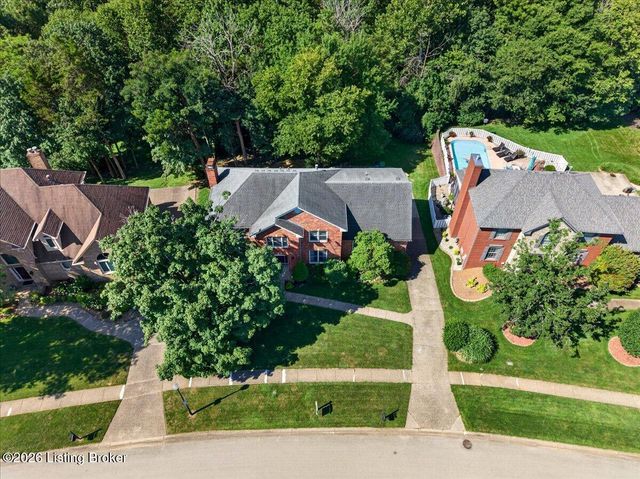 10418 Glenmary Farm Dr, Louisville, KY 40291