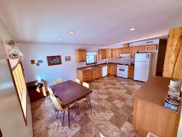 970 County Road 89, Baudette, MN 56623