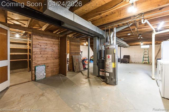 707 Glenwyth Road, Brighton, MI 48116