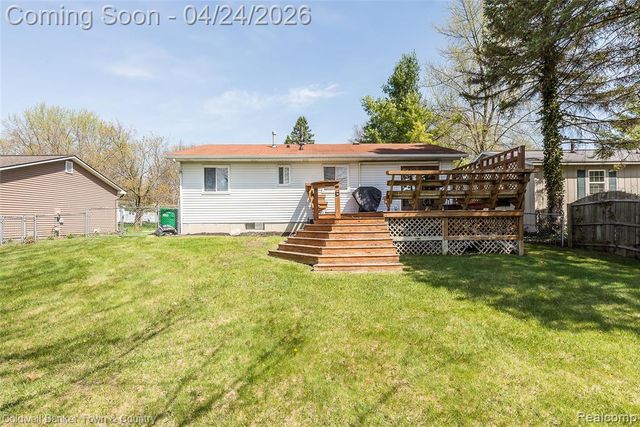 707 Glenwyth Road, Brighton, MI 48116