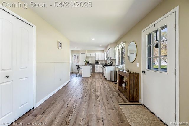 707 Glenwyth Road, Brighton, MI 48116