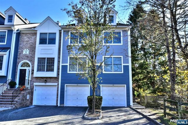 630 Fairfax Drive, Ramsey, NJ 07446