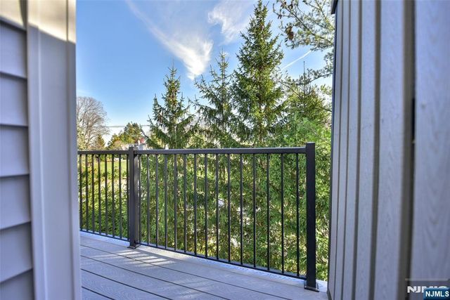 630 Fairfax Drive, Ramsey, NJ 07446