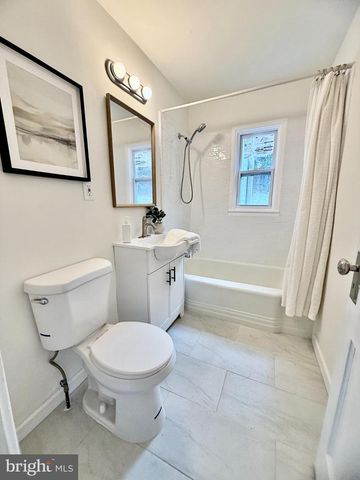 2415 FAIRHAVEN AVE, Alexandria, VA 22303