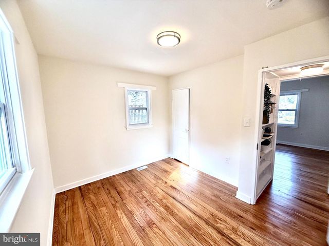 2415 FAIRHAVEN AVE, Alexandria, VA 22303