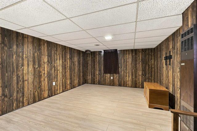 1621 N BLOSSOM DRIVE, Appleton, WI 54914