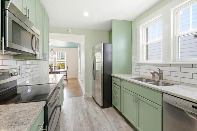 527 Stevenson St, Nashville, TN 37209