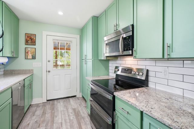 527 Stevenson St, Nashville, TN 37209