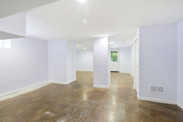527 Stevenson St, Nashville, TN 37209