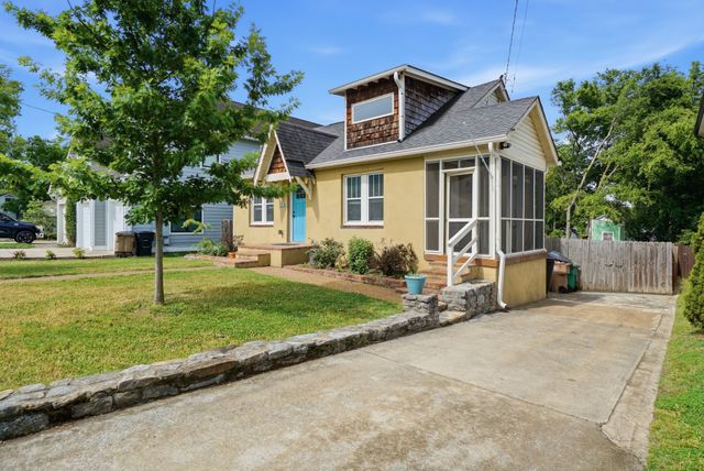 527 Stevenson St, Nashville, TN 37209