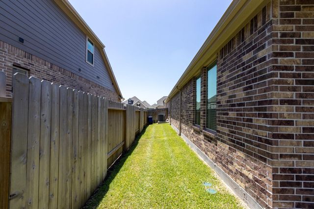 705 Western Fern, League City, TX 77573