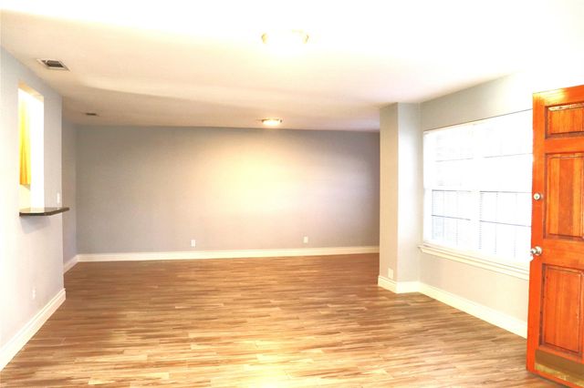 606 Mildred ST, Burnet, TX 78611