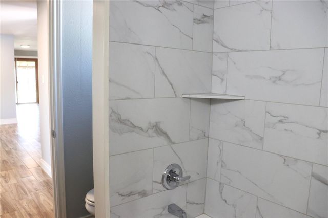 606 Mildred ST, Burnet, TX 78611